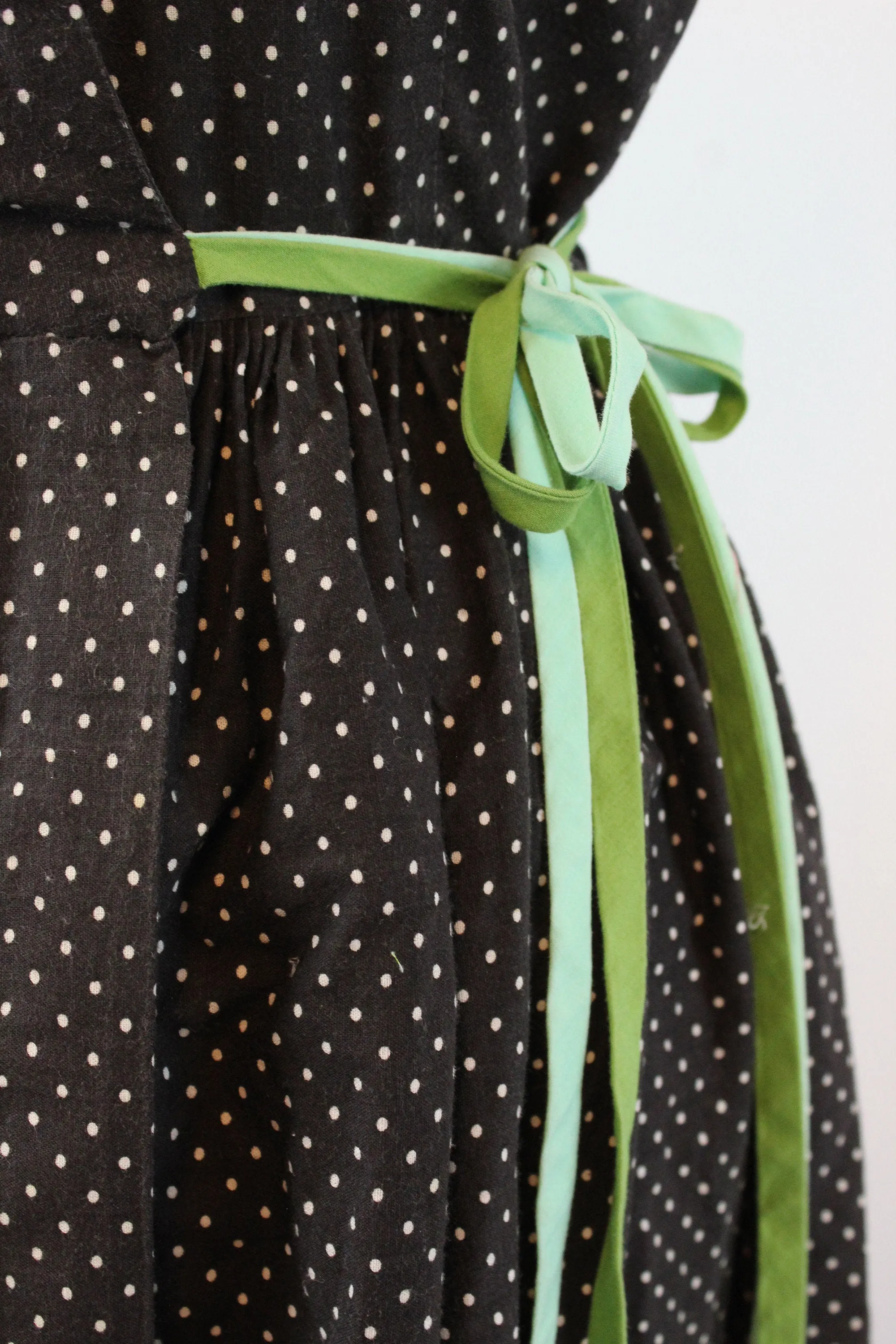 1950s Mode O' Day ROSE WRAP dress small | new spring