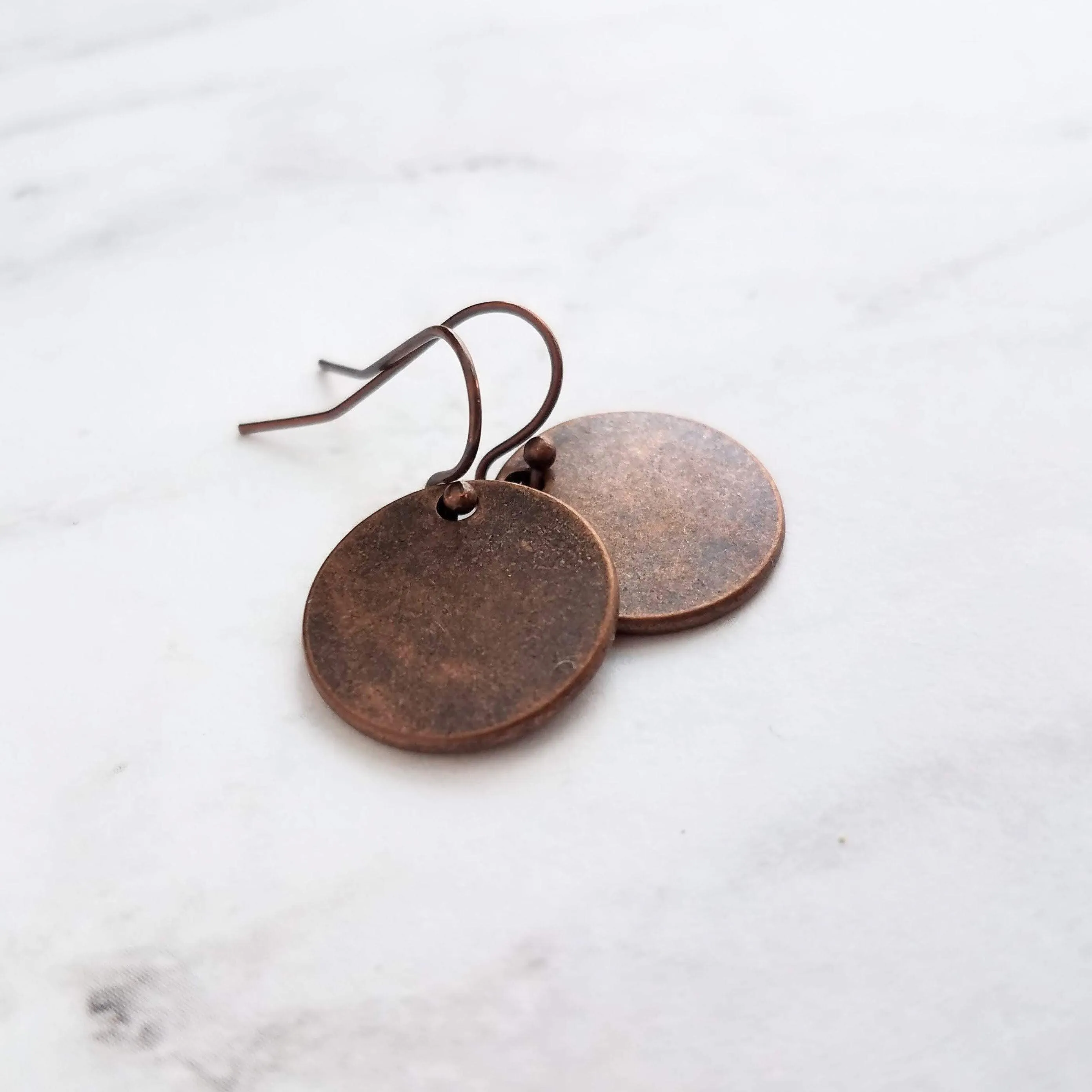 Copper Disk Earrings, aged copper earring, copper circle earring, flat circle earring, small copper disk earring antique copper disk earring