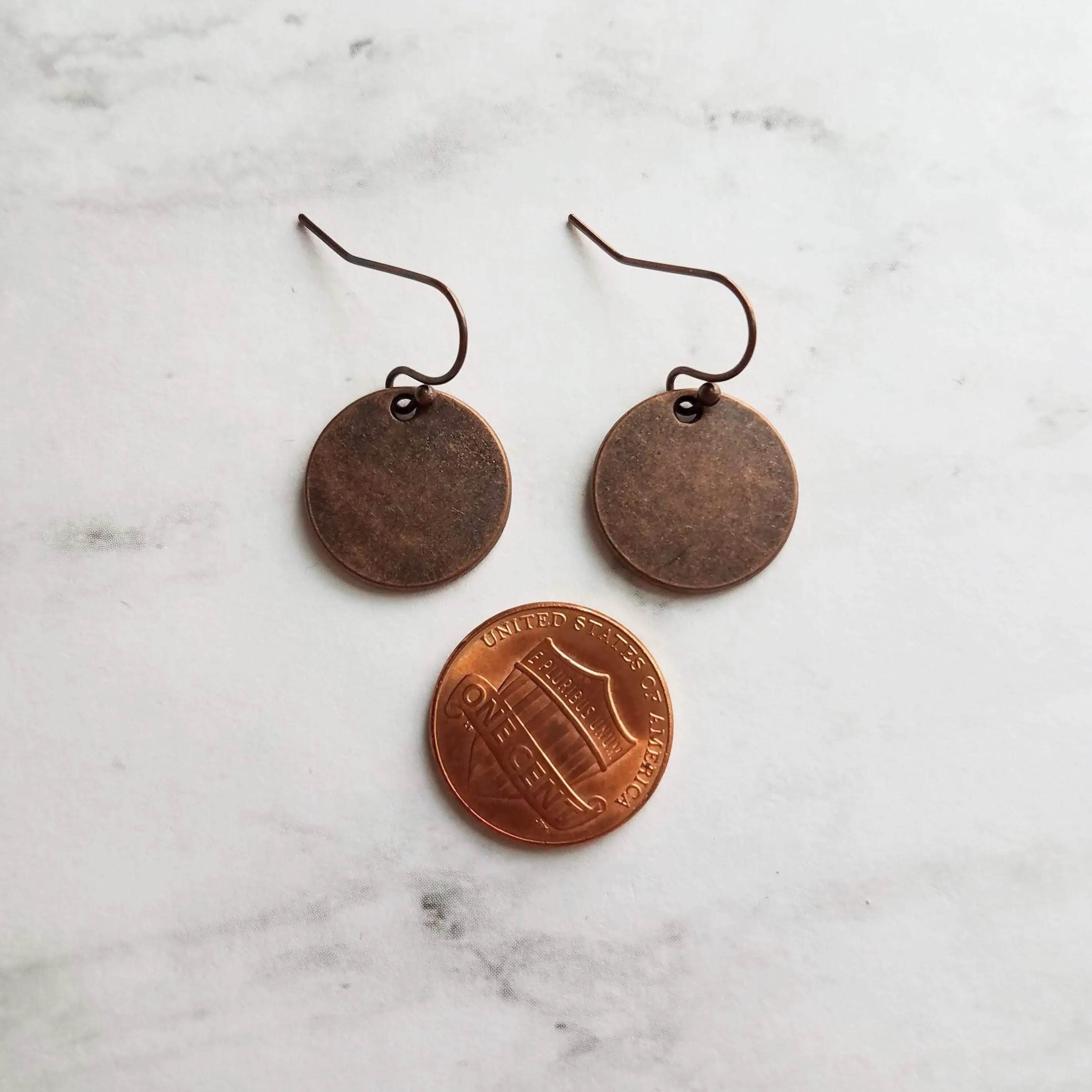 Copper Disk Earrings, aged copper earring, copper circle earring, flat circle earring, small copper disk earring antique copper disk earring