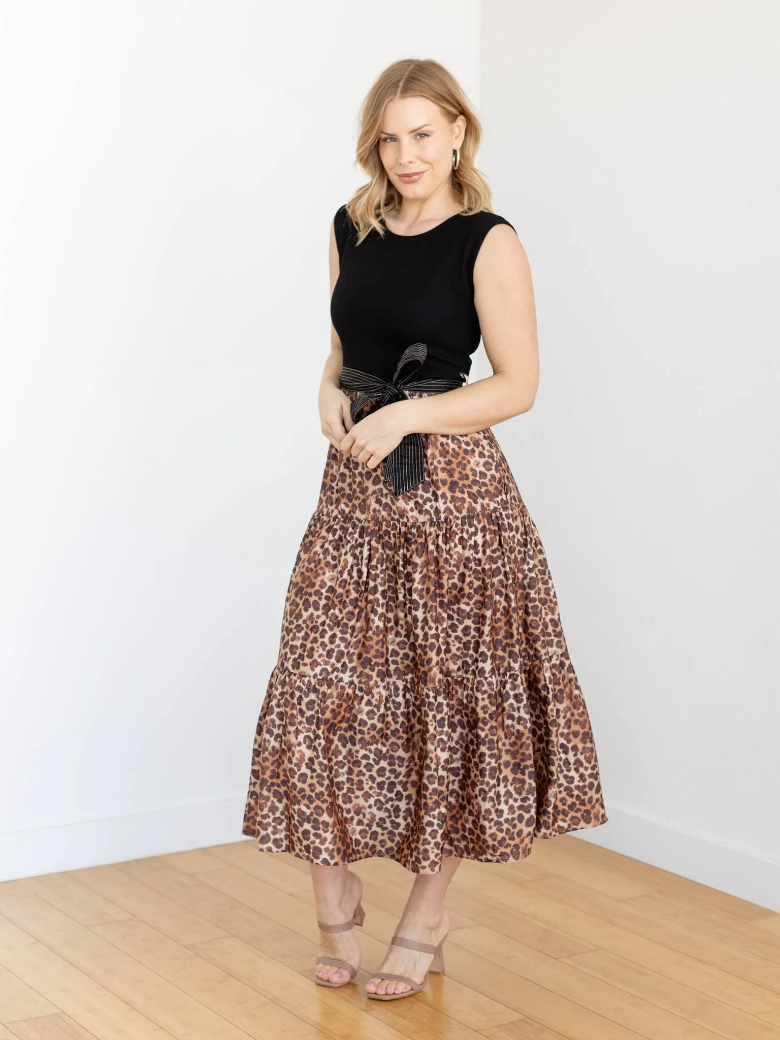 Drop Sleeve Animal Print Midi Dress