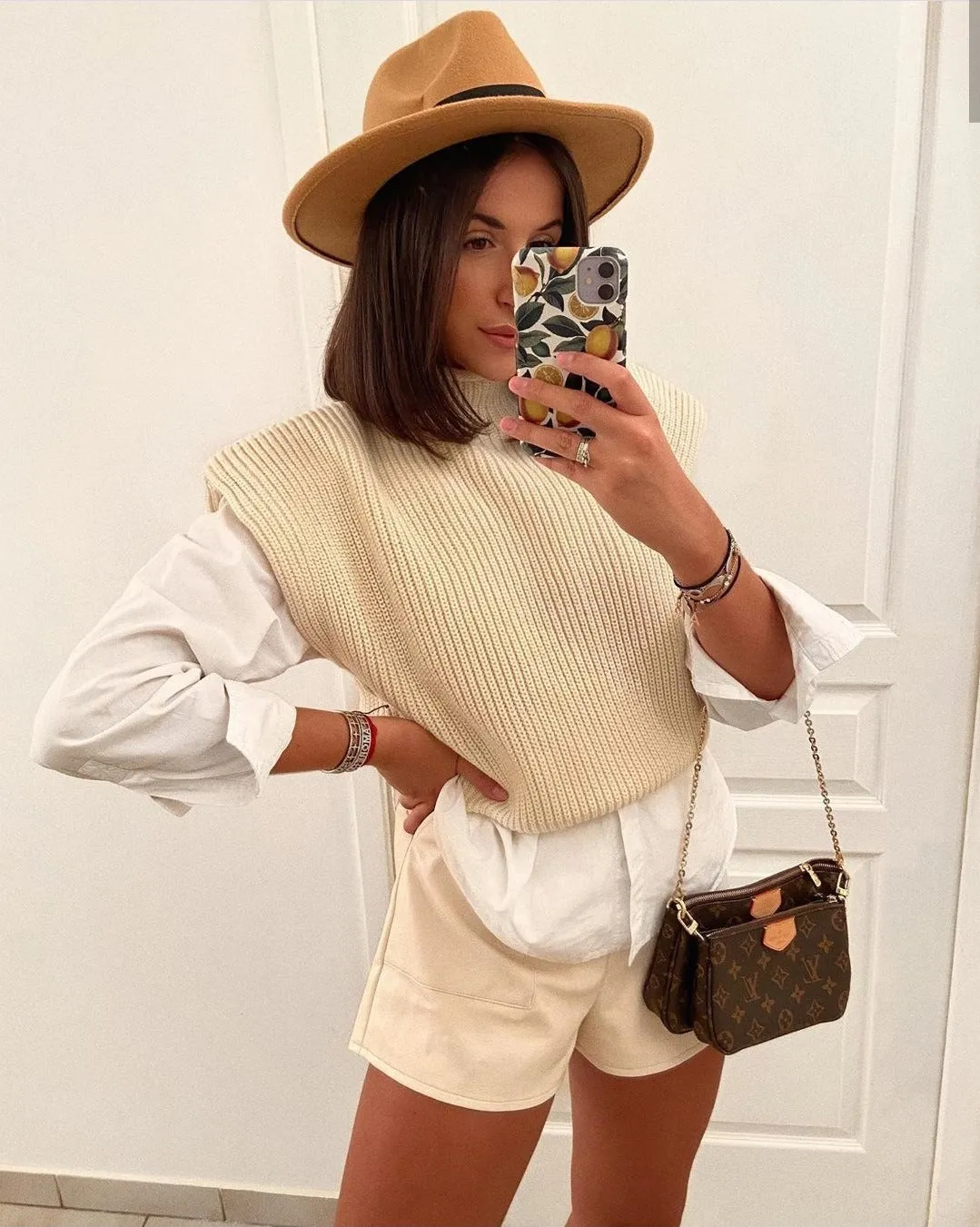 High-collared Shoulder Padded Pads Sleeveless Sweater