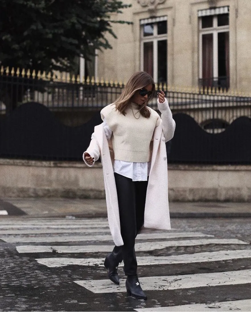 High-collared Shoulder Padded Pads Sleeveless Sweater