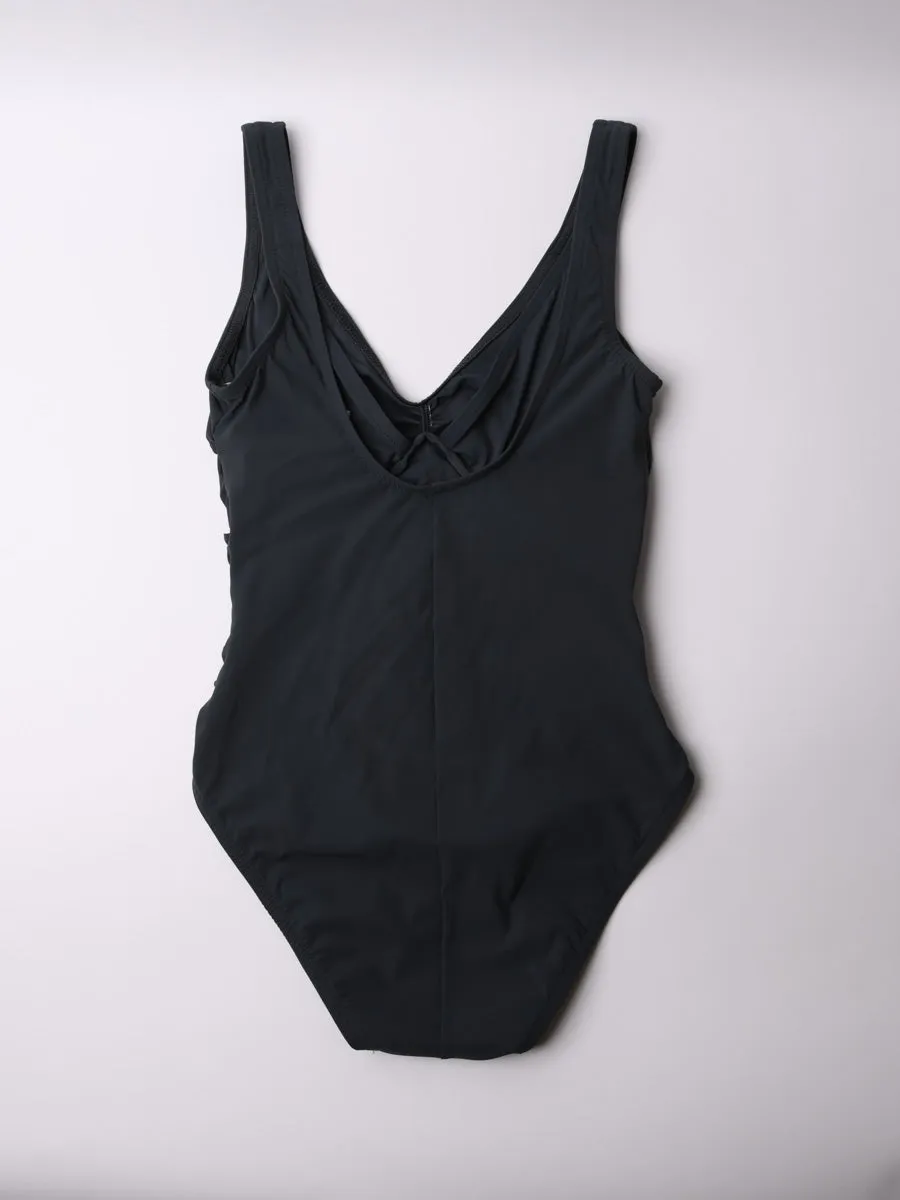 One Piece V-Neck Silent Underwire In Charcoal
