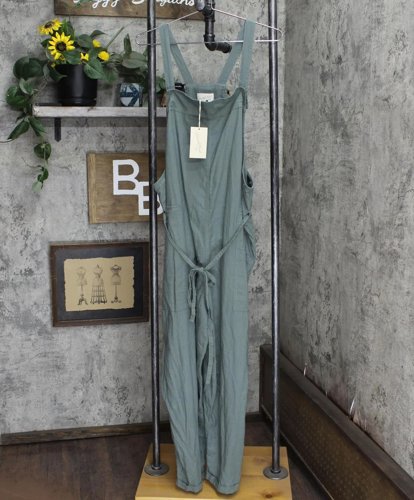Universal Thread Women's Square Neck Belted Overalls 78453059 Olive Green XL