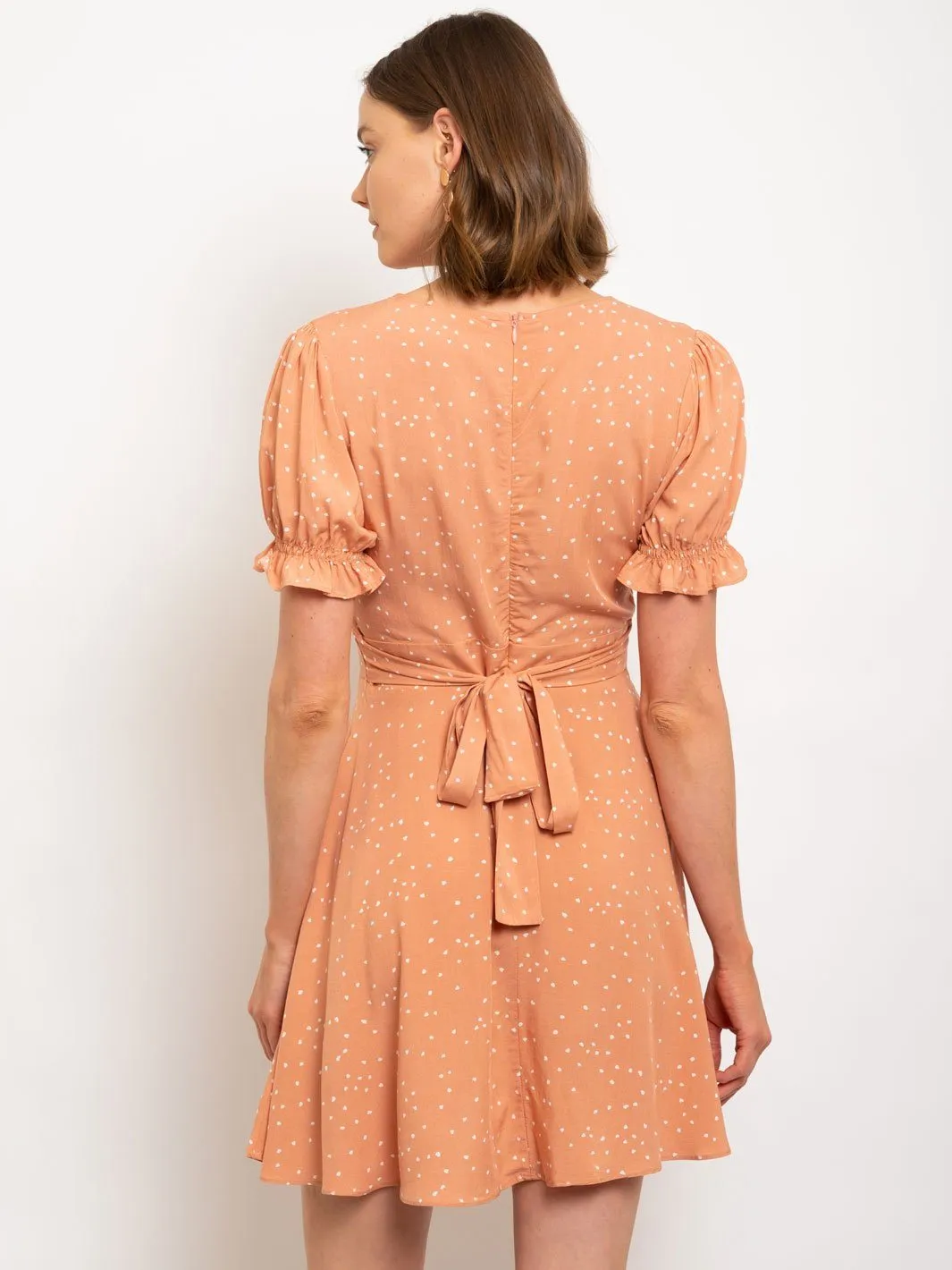 WOMEN'S RUFFLED SLEEVE BABYDOLL WITH BUTTON ACCENT DRESS
